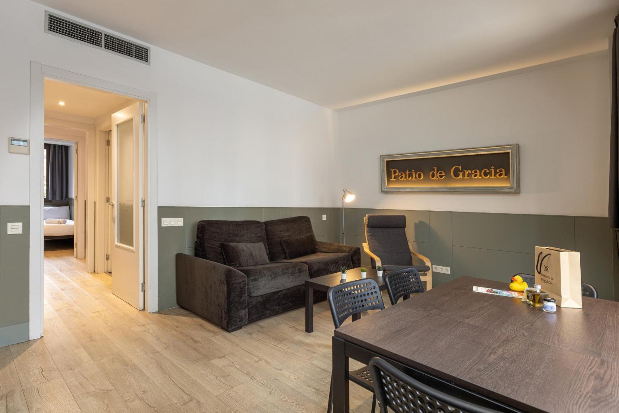 Enjoybcn Patio De Gala Apartment บาร์เซโลนา ภายนอก รูปภาพ