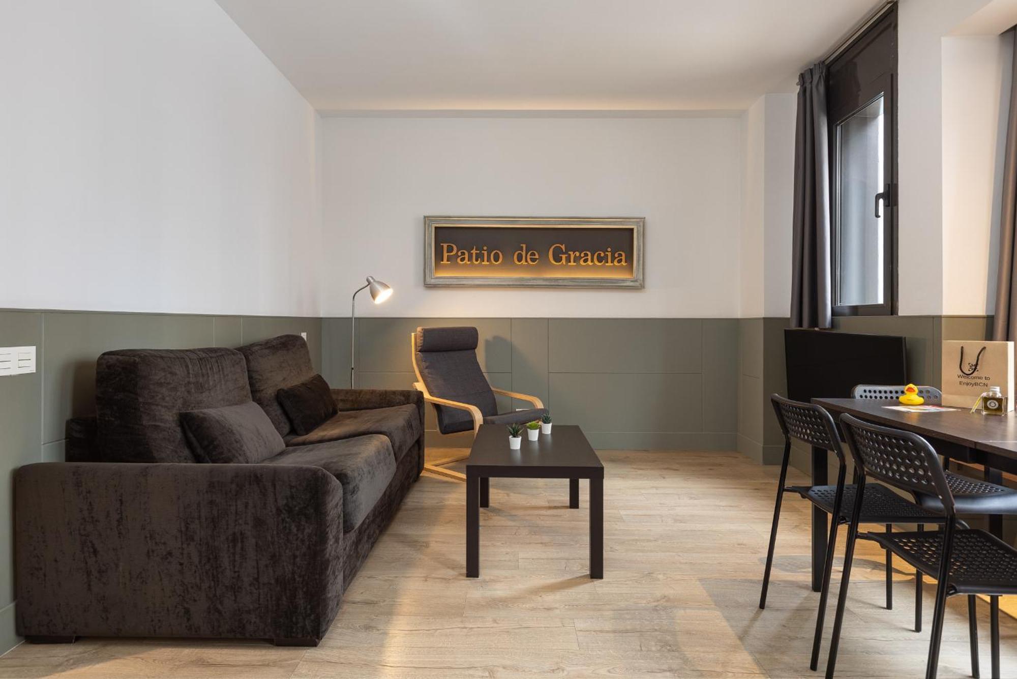 Enjoybcn Patio De Gala Apartment บาร์เซโลนา ภายนอก รูปภาพ