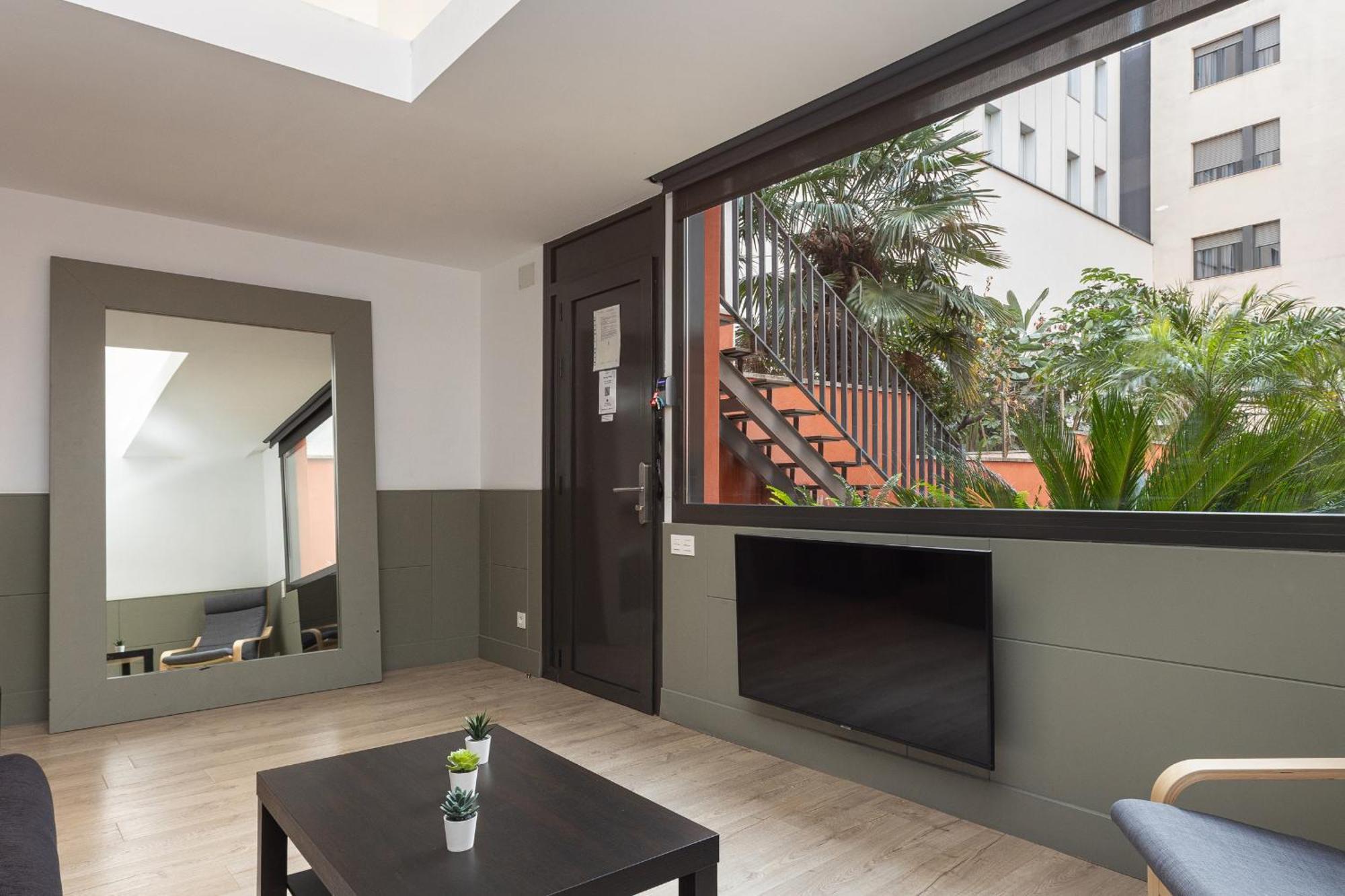Enjoybcn Patio De Gala Apartment บาร์เซโลนา ภายนอก รูปภาพ